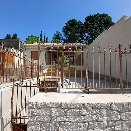 Maison Simone Holiday home *