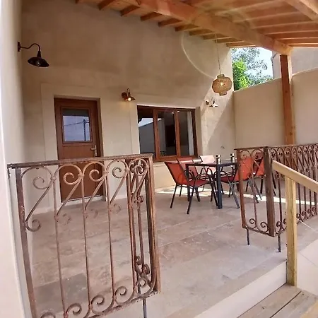 Maison Simone *