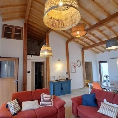 Holiday home Maison Simone *
